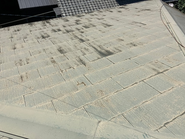 経年劣化したスレート